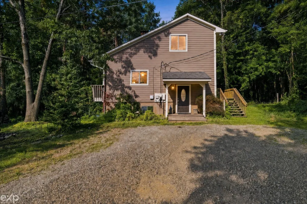 535 Goldengate Street Lake Orion Village, MI 48362