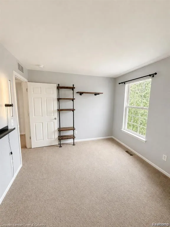 4221 Sonata Drive Oceola Township, MI 48843