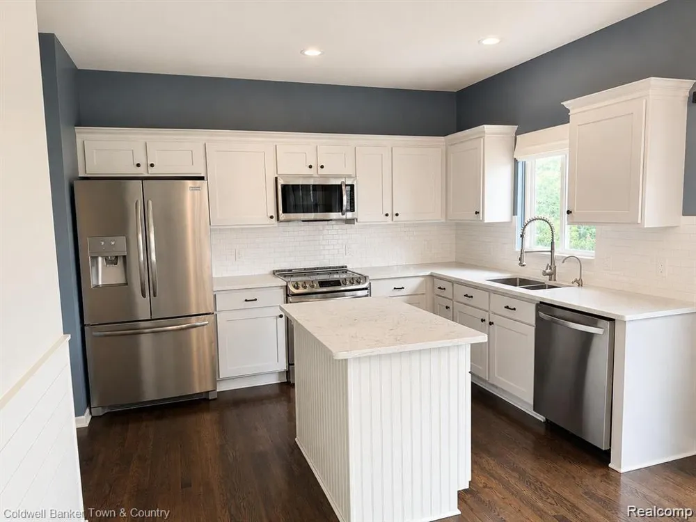 4221 Sonata Drive Oceola Township, MI 48843