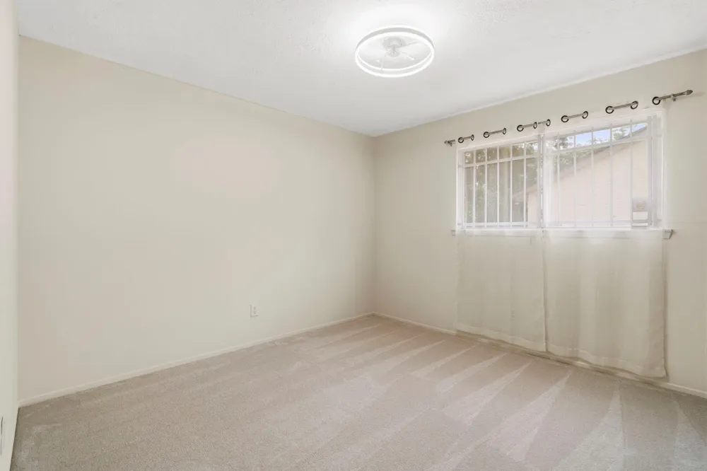 6102 Redding Road Houston, TX 77036