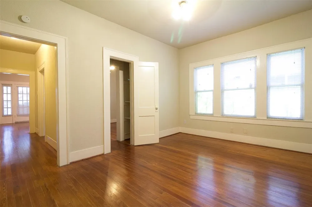 303 Northwood Street Houston, TX 77009