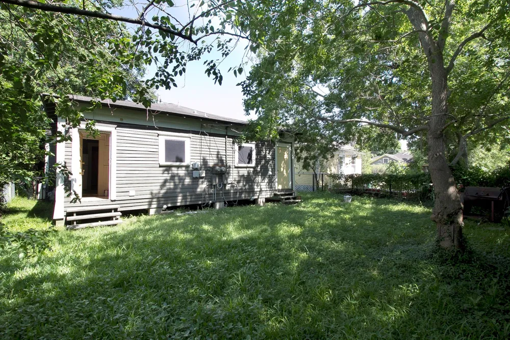 303 Northwood Street Houston, TX 77009