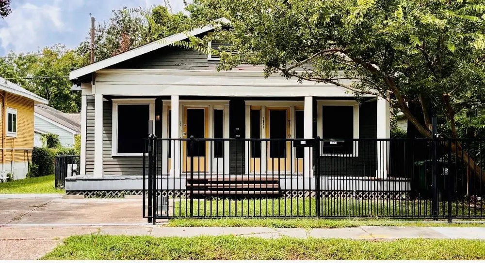 303 Northwood Street Houston, TX 77009