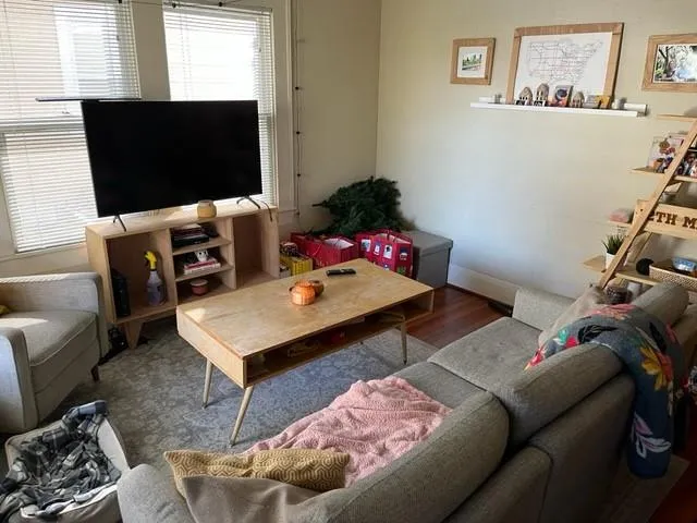 303 Northwood Street Houston, TX 77009