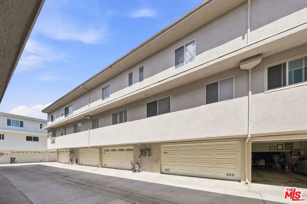 13235 Fiji Way #F Los Angeles, CA 90292
