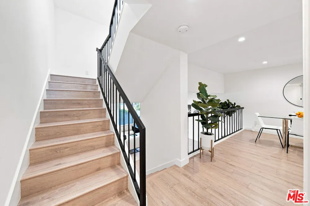 13235 Fiji Way #F Los Angeles, CA 90292