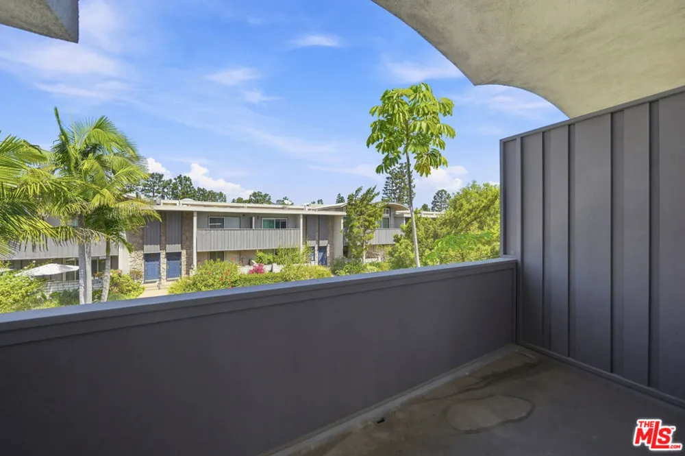 13235 Fiji Way #F Los Angeles, CA 90292
