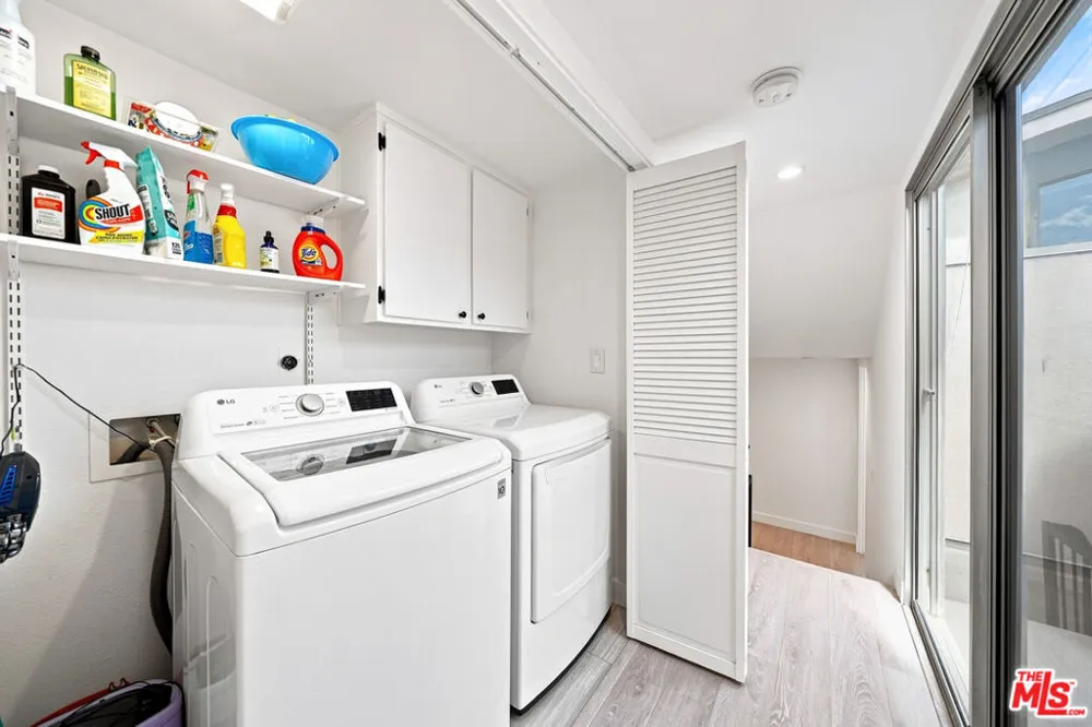 13235 Fiji Way #F Los Angeles, CA 90292