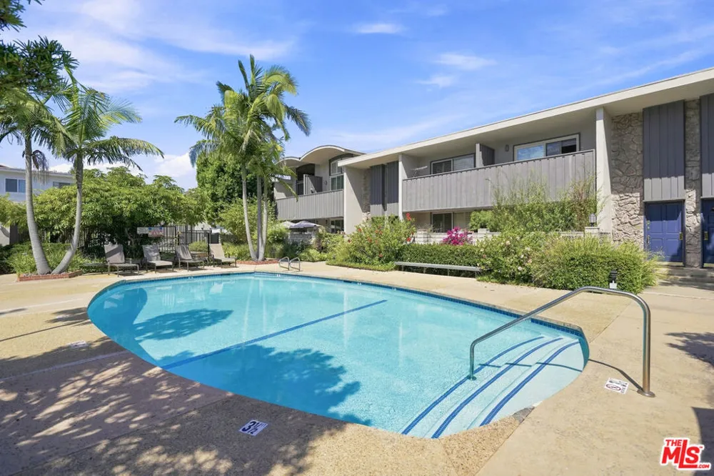 13235 Fiji Way #F Los Angeles, CA 90292