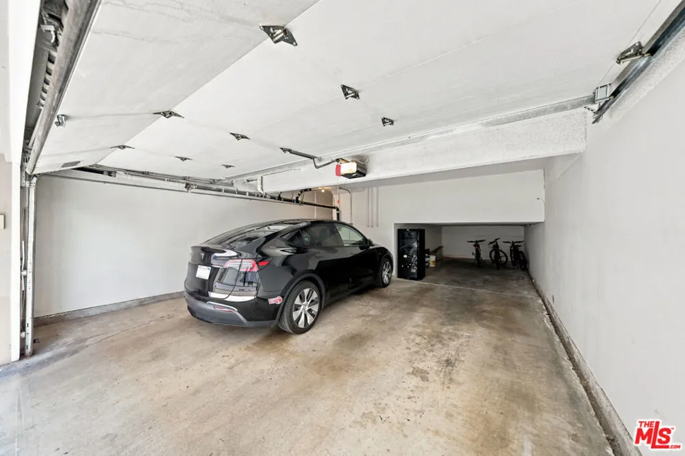 13235 Fiji Way #F Los Angeles, CA 90292