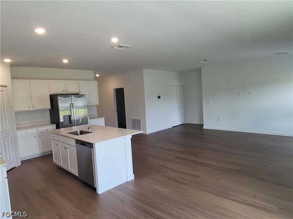 Cantu Court North Fort Myers, FL 33917