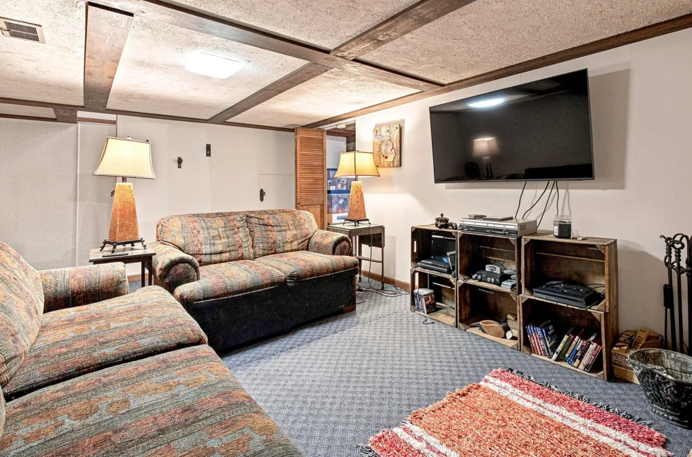 9557 Cleveland Avenue Baroda, MI 49101