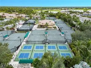 7381 Moorgate Point Way Naples, FL 34113