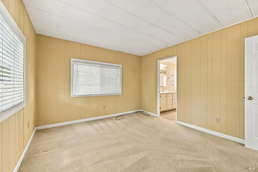 1037 Maple Drive Windsor, CA 95492