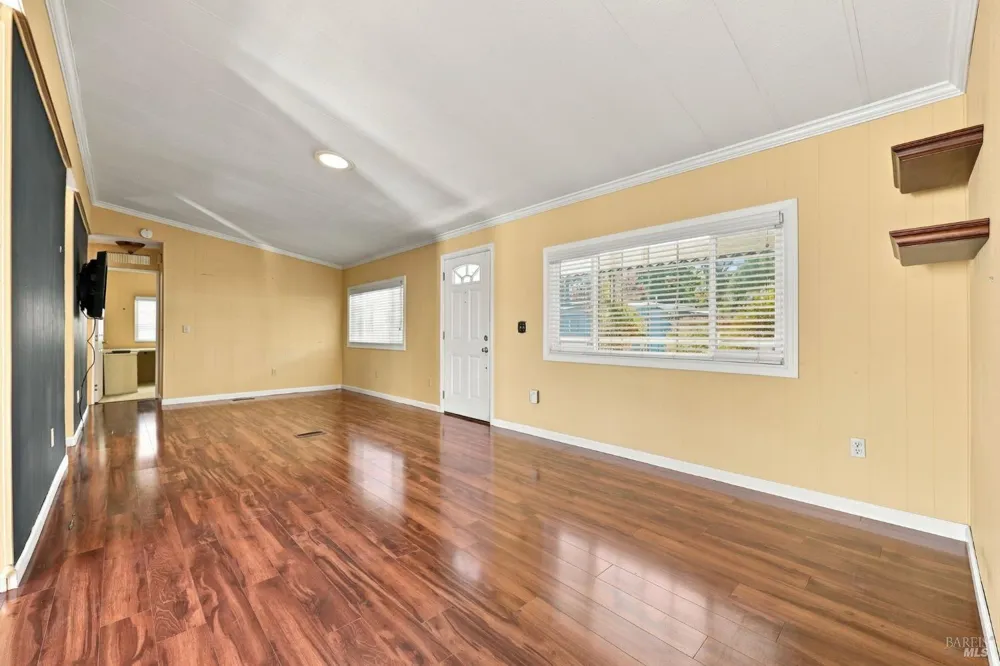 1037 Maple Drive Windsor, CA 95492