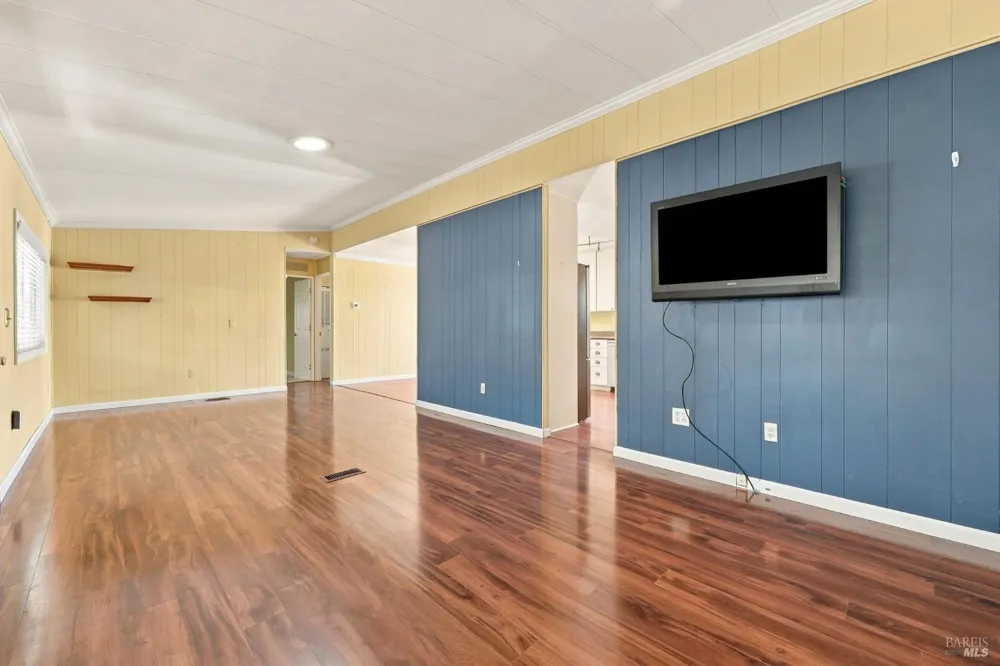 1037 Maple Drive Windsor, CA 95492