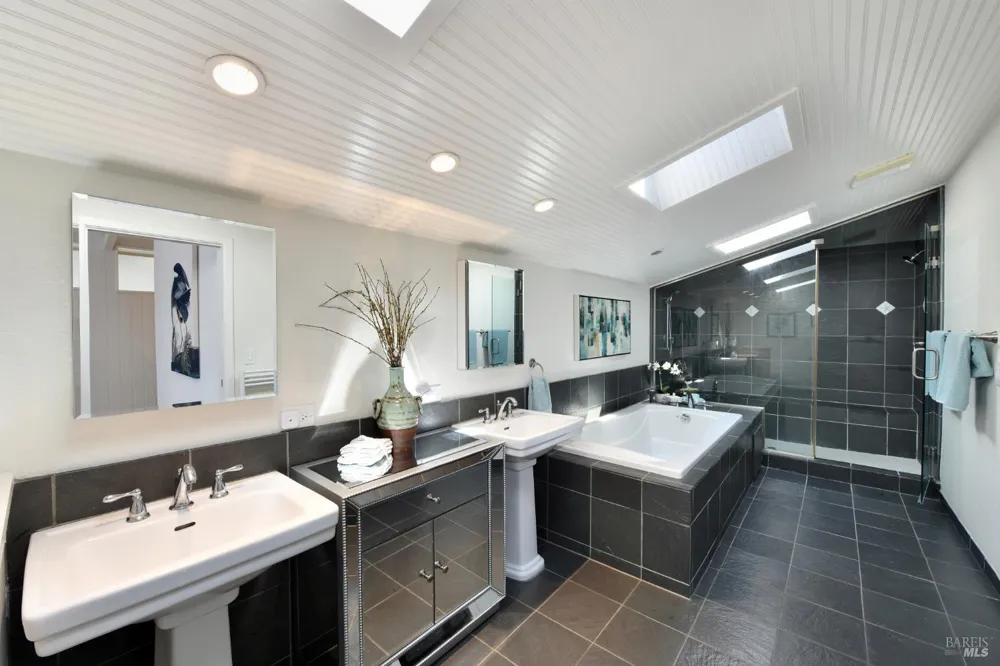 1583 Sea Way Bodega Bay, CA 94923