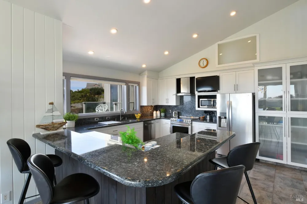 1583 Sea Way Bodega Bay, CA 94923