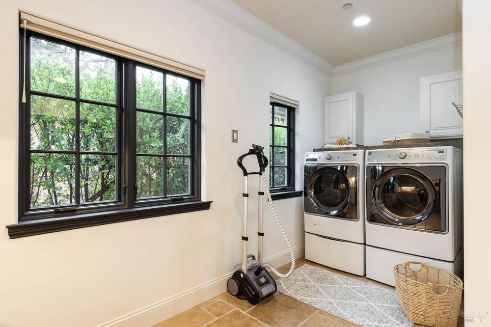 42 Pascale Court Napa, CA 94558