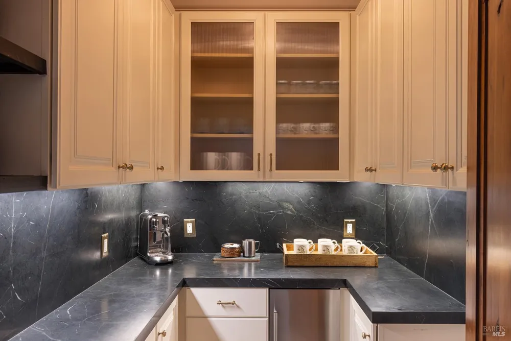 42 Pascale Court Napa, CA 94558
