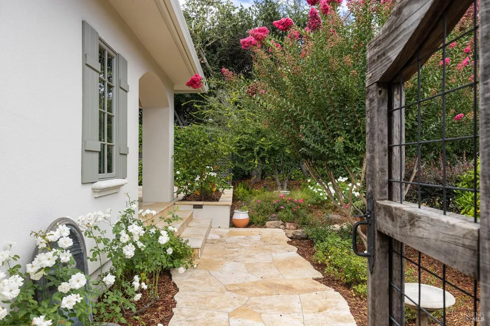 42 Pascale Court Napa, CA 94558