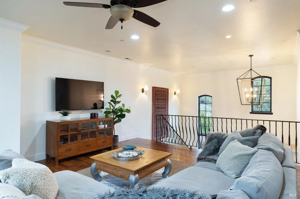 42 Pascale Court Napa, CA 94558