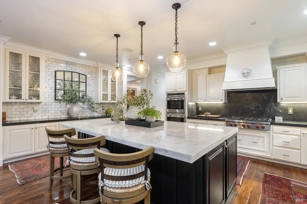 42 Pascale Court Napa, CA 94558