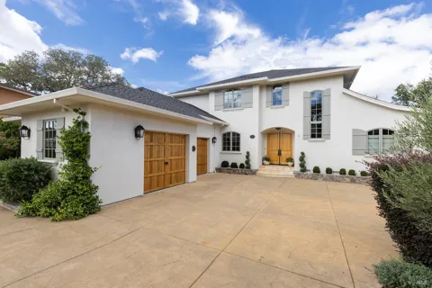 42 Pascale Court