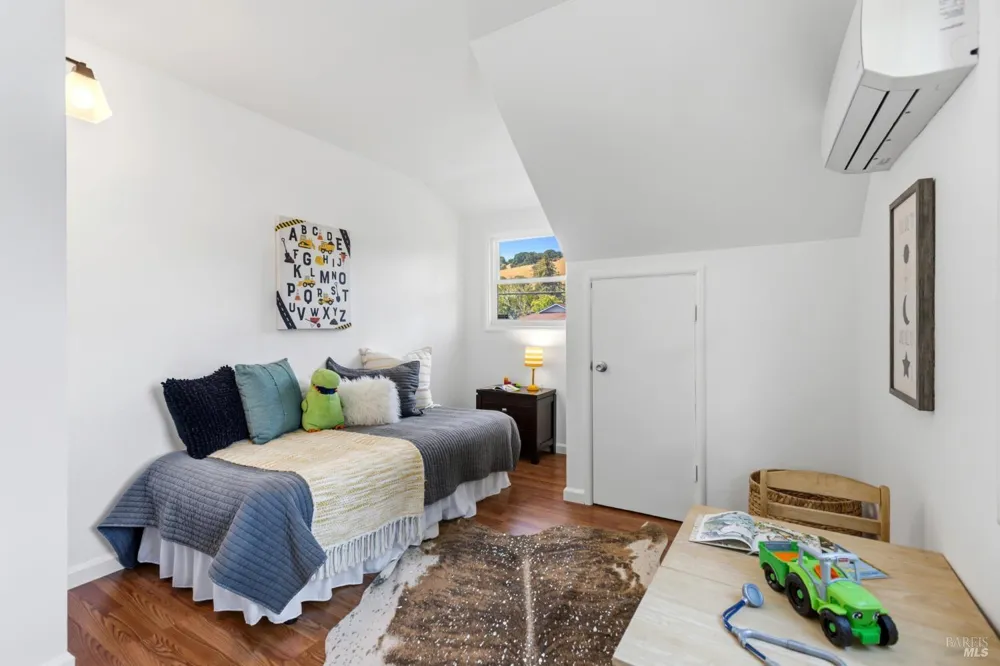 320 Foster Road Napa, CA 94558