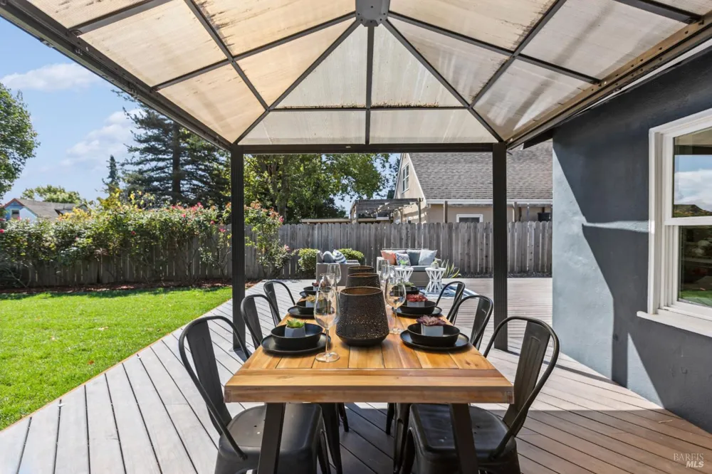 320 Foster Road Napa, CA 94558
