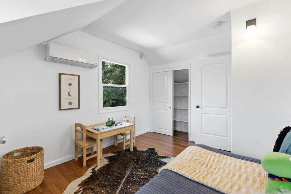 320 Foster Road Napa, CA 94558