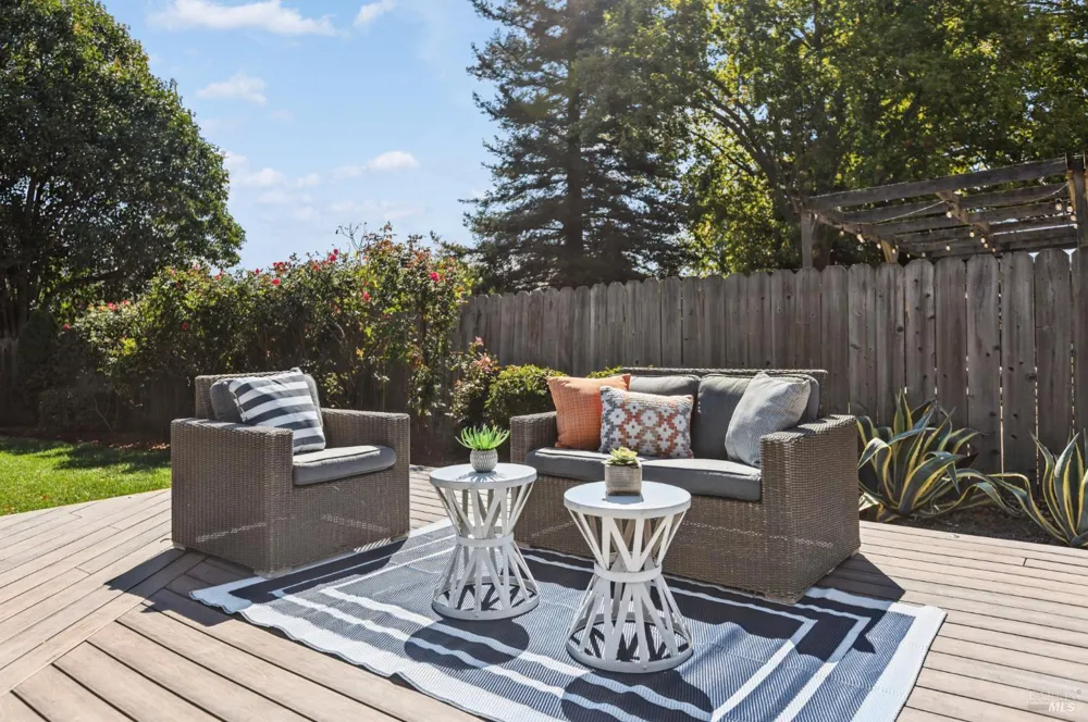 320 Foster Road Napa, CA 94558