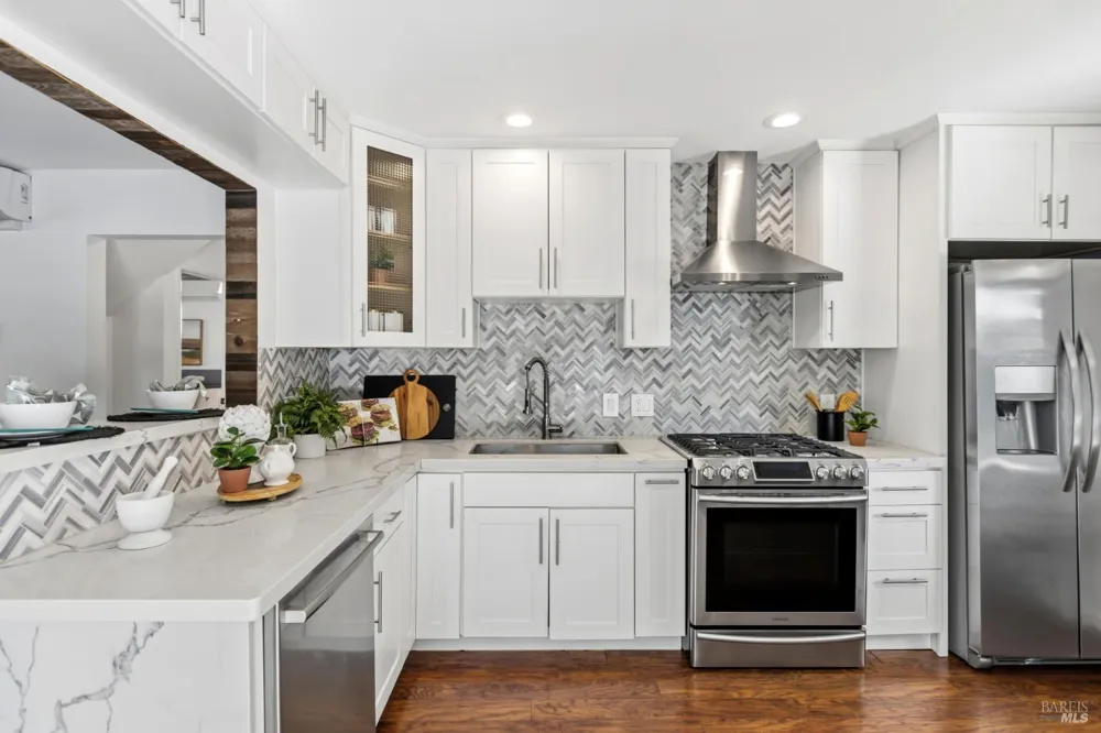 320 Foster Road Napa, CA 94558