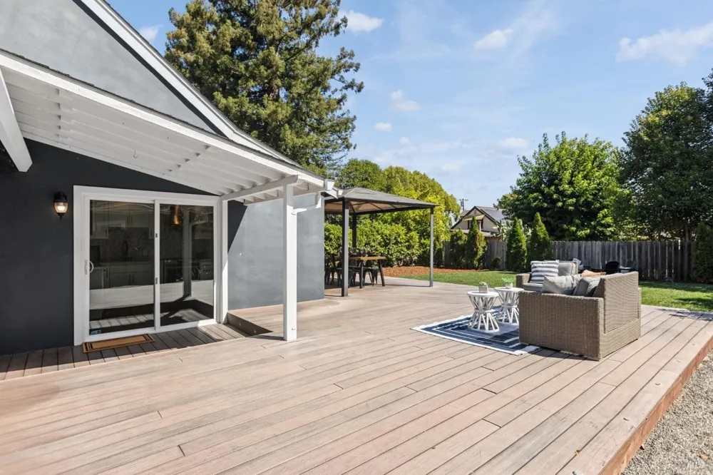320 Foster Road Napa, CA 94558