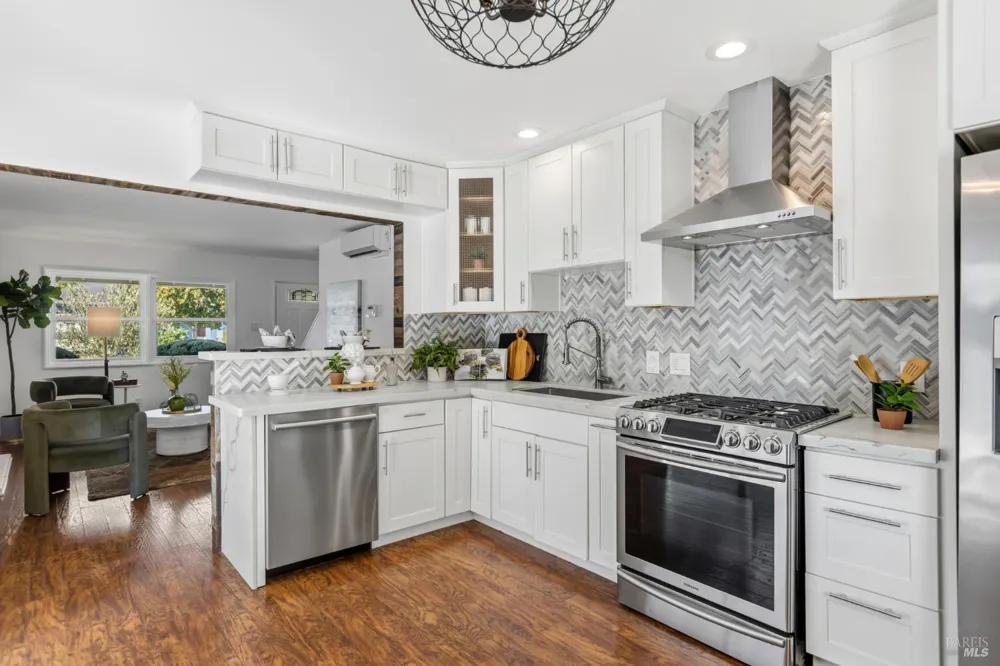 320 Foster Road Napa, CA 94558