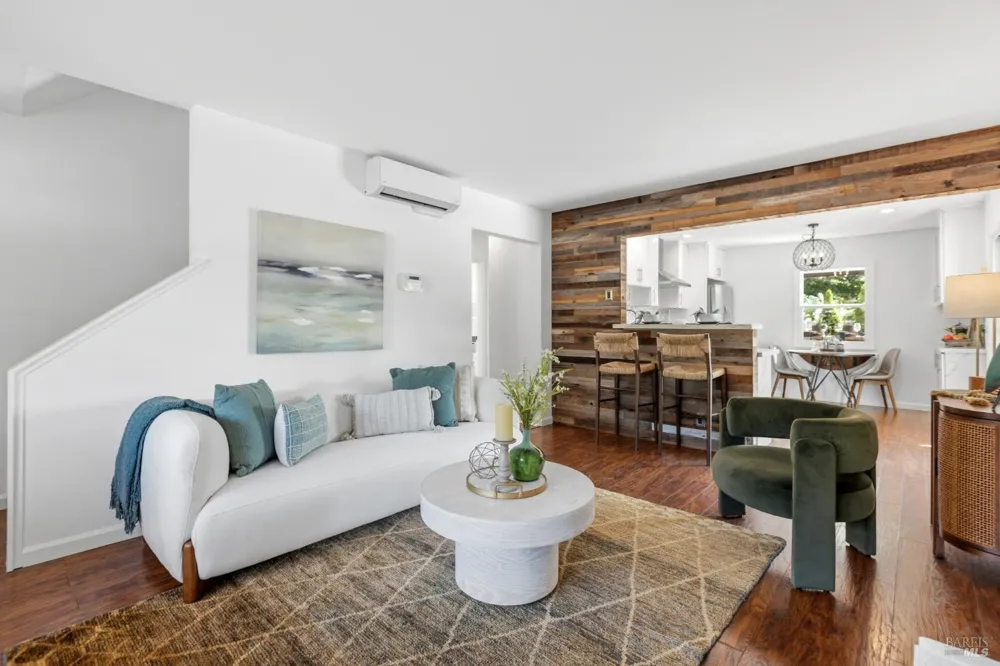 320 Foster Road Napa, CA 94558