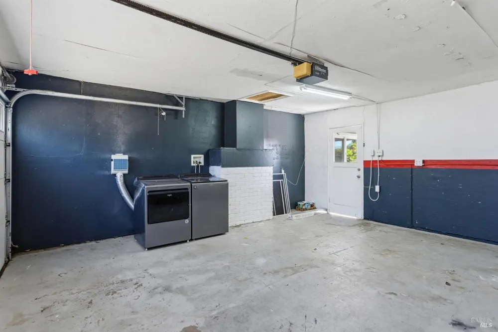 320 Foster Road Napa, CA 94558