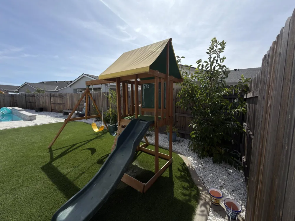 1009 Gunnison Drive Roseville, CA 95747