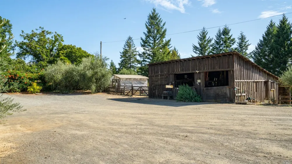 31101 Fish Rock Road Yorkville, CA 95494