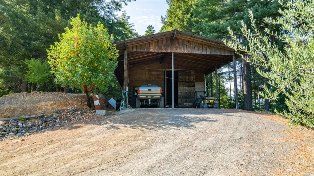 31101 Fish Rock Road Yorkville, CA 95494