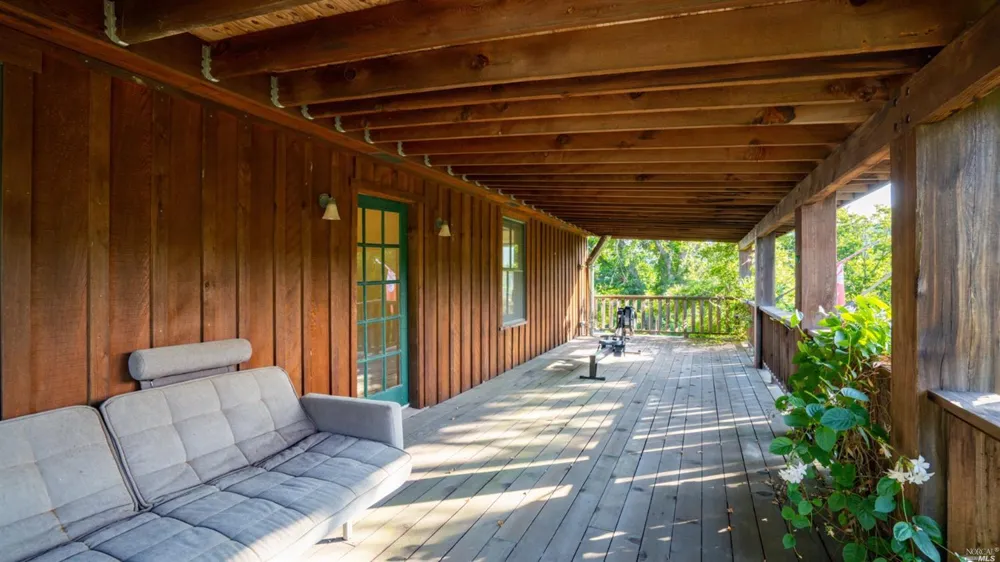 31101 Fish Rock Road Yorkville, CA 95494