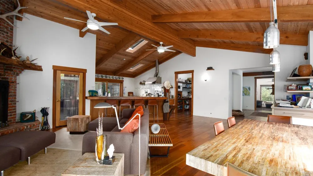 31101 Fish Rock Road Yorkville, CA 95494