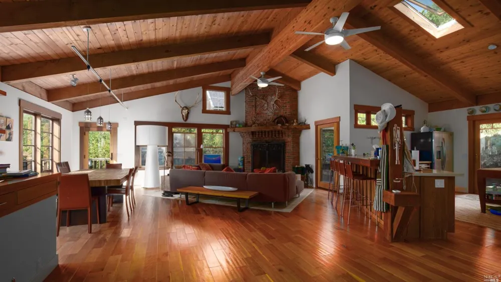 31101 Fish Rock Road Yorkville, CA 95494