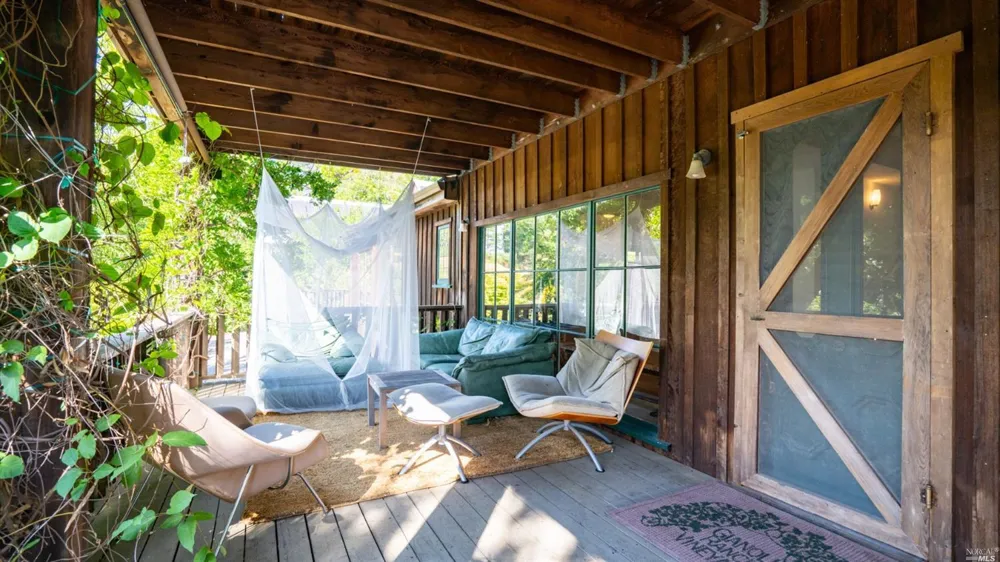 31101 Fish Rock Road Yorkville, CA 95494