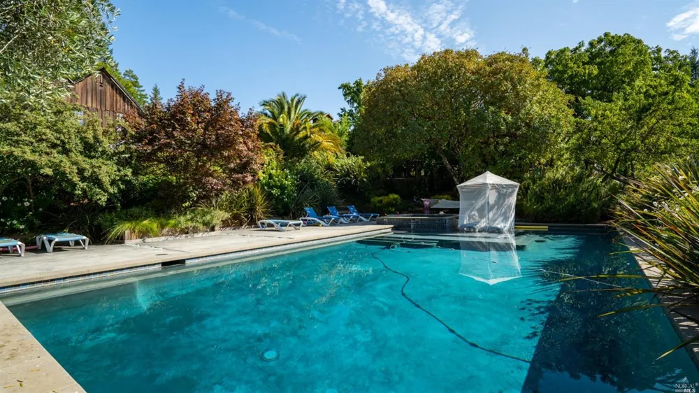 31101 Fish Rock Road Yorkville, CA 95494