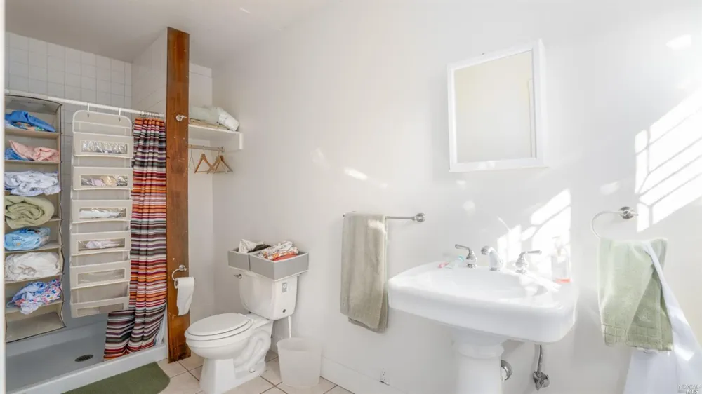 31101 Fish Rock Road Yorkville, CA 95494