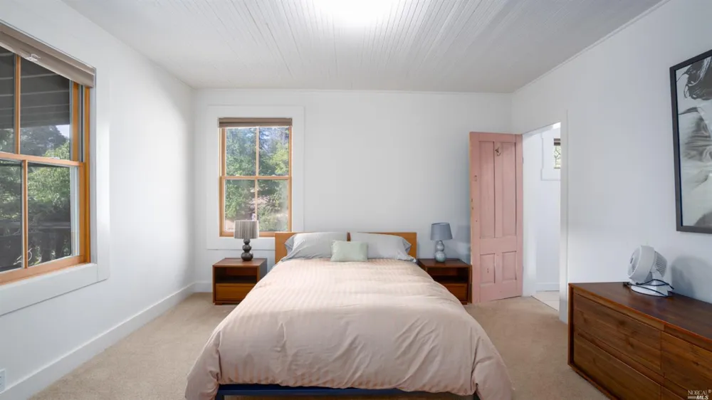31101 Fish Rock Road Yorkville, CA 95494