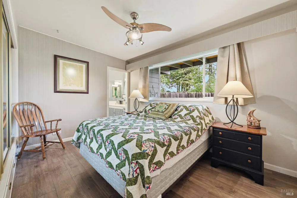2490 Main Street Napa, CA 94558
