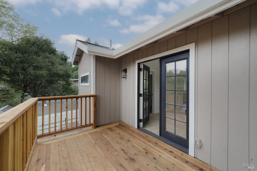 8061 Elphick Road Sebastopol, CA 95472