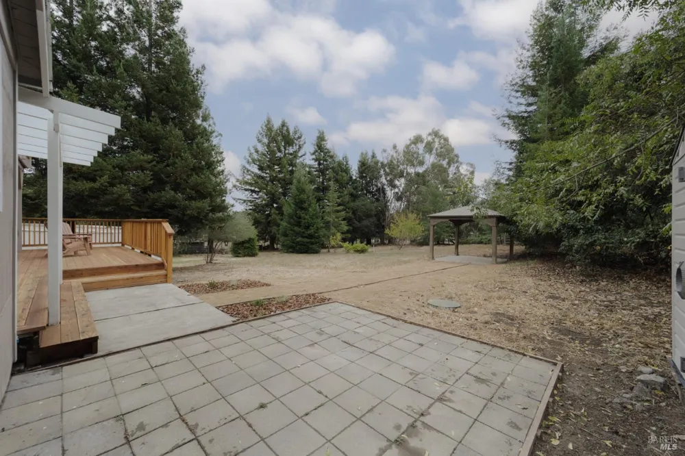 8061 Elphick Road Sebastopol, CA 95472
